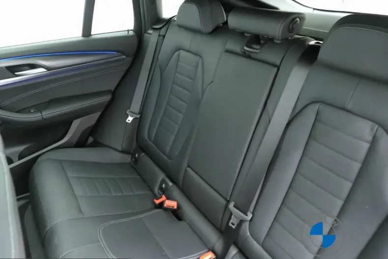 BMW X4 (Seria X) din 2025 cu 18.900 km - oferta BMW228108 - foto 7