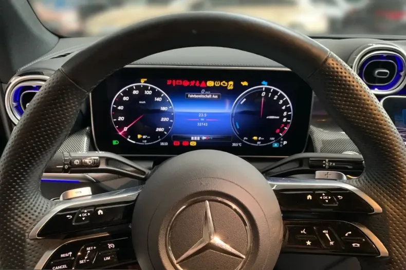 Mercedes-Benz GLC 300 (Clasa GLC) din 2023 cu 32.718 km - oferta MER228115 - foto 8