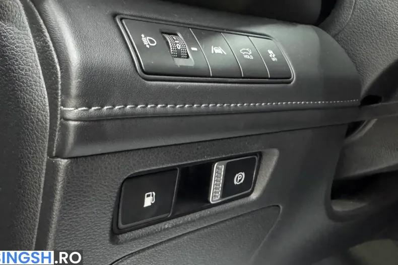 Hyundai Santa Fe din 2022 cu 68.800 km - oferta HYU228116 - foto 18