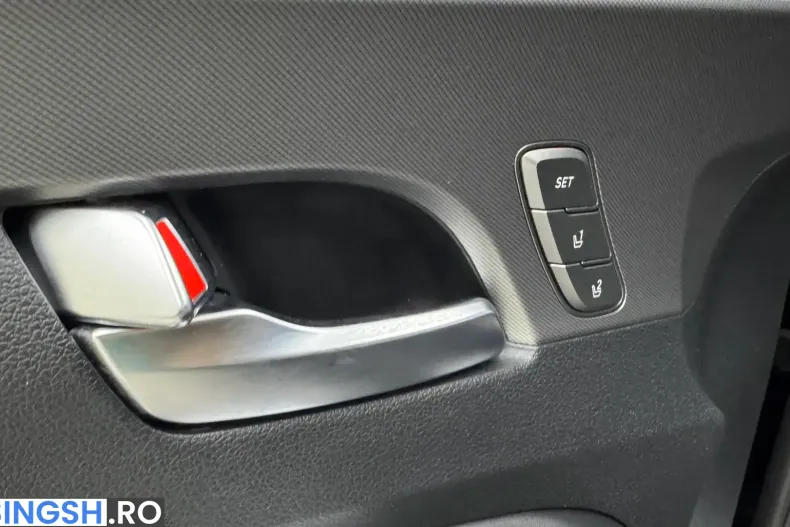 Hyundai Santa Fe din 2022 cu 68.800 km - oferta HYU228116 - foto 32