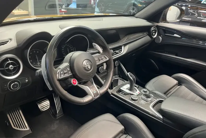 Alfa Romeo Stelvio din 2023 cu 36.748 km - oferta ALF228121 - foto 5