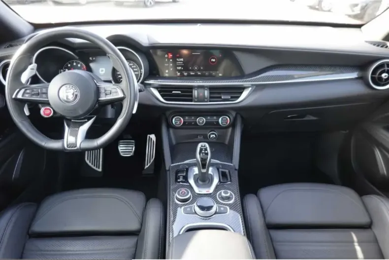 Alfa Romeo Stelvio din 2023 cu 32.000 km - oferta ALF228122 - foto 16