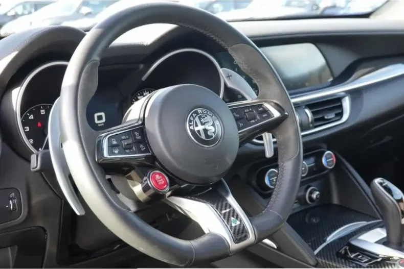 Alfa Romeo Stelvio din 2023 cu 32.000 km - oferta ALF228122 - foto 18
