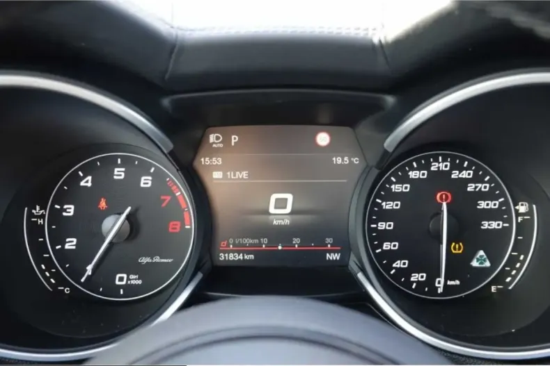Alfa Romeo Stelvio din 2023 cu 32.000 km - oferta ALF228122 - foto 19