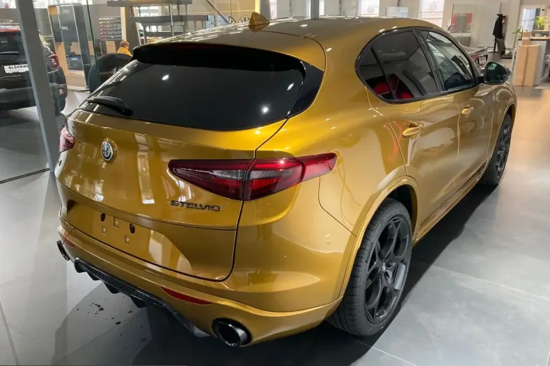 Alfa Romeo Stelvio din 2022 cu 26.850 km - oferta ALF228124 - foto 4