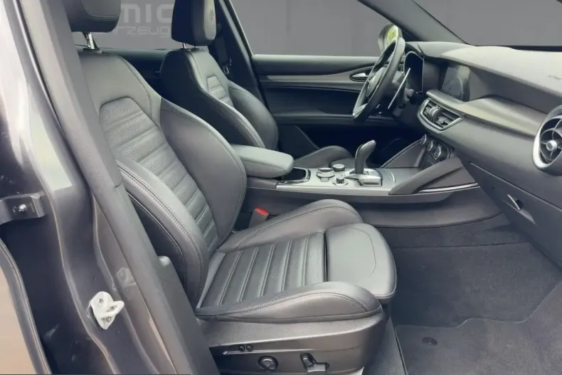 Alfa Romeo Stelvio din 2024 cu 23.850 km - oferta ALF228128 - foto 11