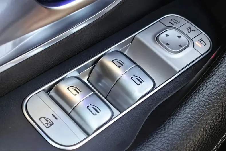 Mercedes-Benz GLE 450 (Clasa GLE) din 2022 cu 49.000 km - oferta MER228130 - foto 40