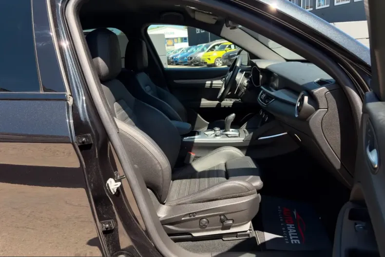 Alfa Romeo Stelvio din 2023 cu 60.950 km - oferta ALF228132 - foto 33