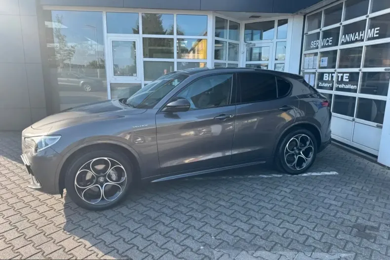Alfa Romeo Stelvio din 2022 cu 72.490 km - oferta ALF228133 - foto 3