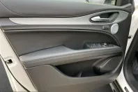 Alfa Romeo Stelvio din 2025 cu 7.900 km - oferta ALF228134 - foto 14