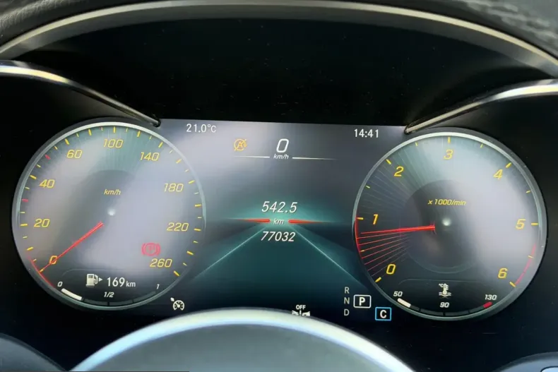 Mercedes-Benz C 220 (Clasa C) din 2023 cu 77.030 km - oferta MER228135 - foto 15