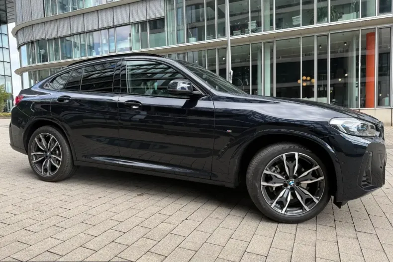 BMW X4 (Seria X) din 2024 cu 17.150 km - oferta BMW228136 - foto 3