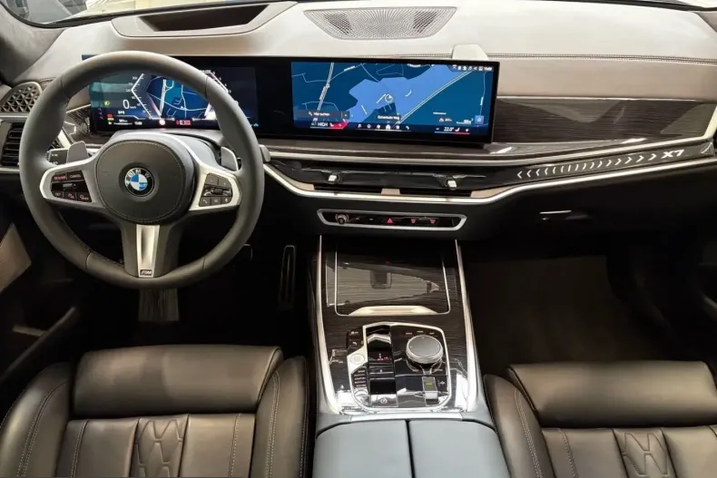 BMW X7 (Seria X) din 2025 cu 13.330 km - oferta BMW228142 - foto 3