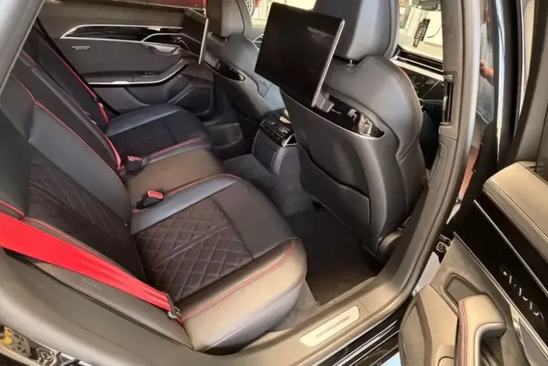Audi S8 din 2022 cu 60.000 km - oferta AUD228159 - foto 10