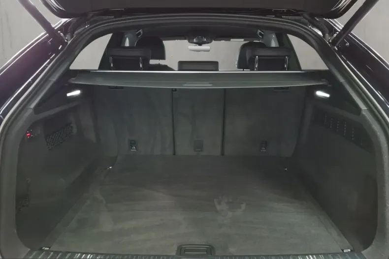 Audi Q8 din 2025 cu 11.284 km - oferta AUD228166 - foto 19