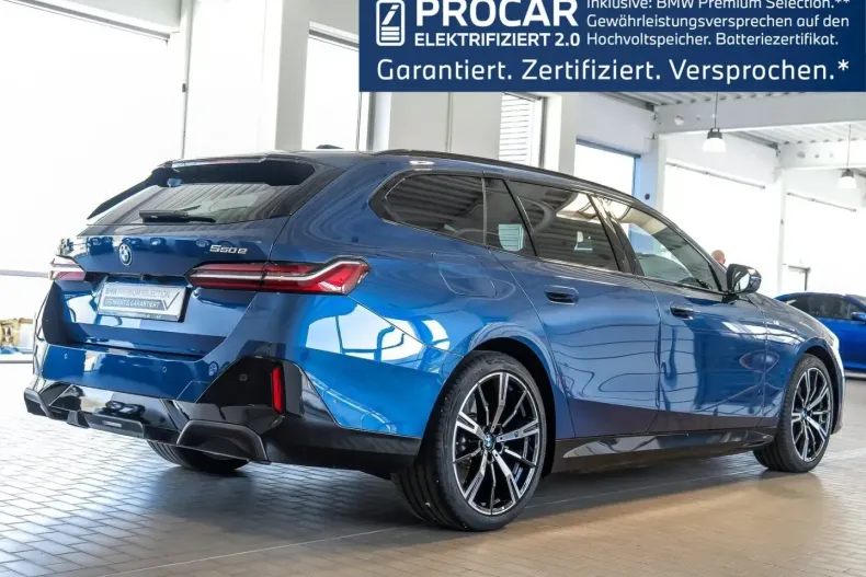 BMW 550 (Seria 5) din 2025 cu 37.250 km - oferta BMW228171 - foto 2