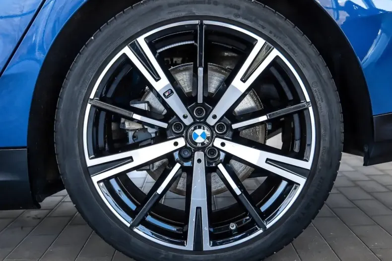 BMW 550 (Seria 5) din 2025 cu 37.250 km - oferta BMW228171 - foto 4