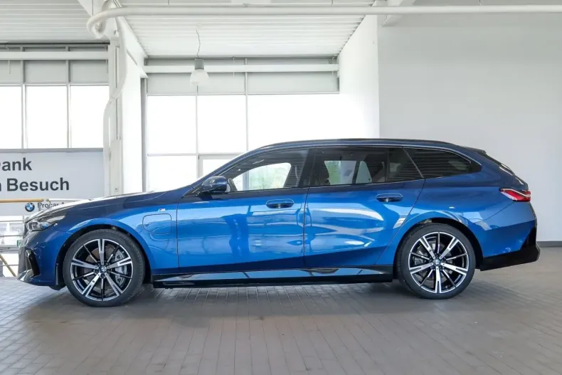 BMW 550 (Seria 5) din 2025 cu 37.250 km - oferta BMW228171 - foto 10