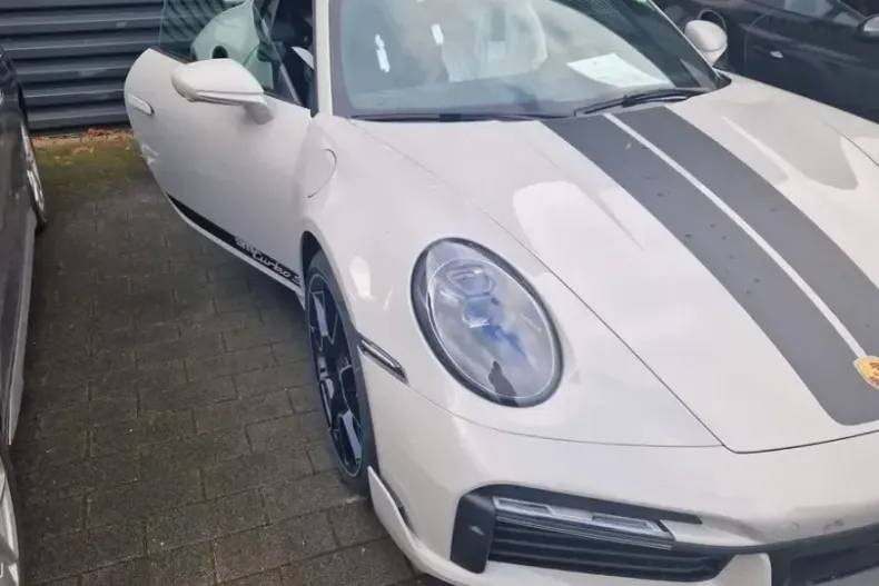 Porsche 992 din 2024 cu 9.580 km - oferta POR228175 - foto 2