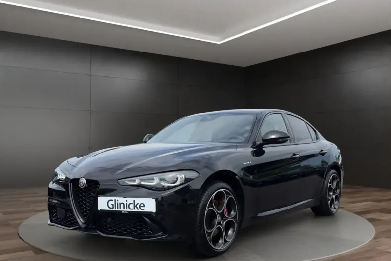 Alfa Romeo Giulia din 2024 cu 19.995 km - oferta ALF228183 - foto 1
