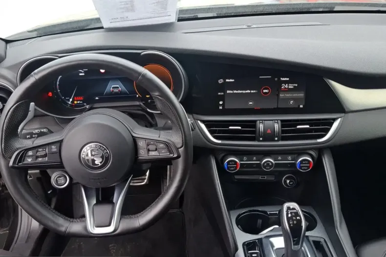 Alfa Romeo Giulia din 2024 cu 21.728 km - oferta ALF228185 - foto 12