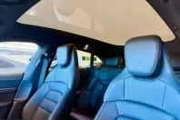 Porsche Taycan din 2024 cu 1.881 km - oferta POR228189 - foto 8
