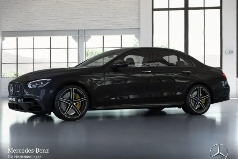 Mercedes-Benz E 63 AMG (Clasa E) din 2022 cu 64.195 km - oferta MER228192 - foto 1