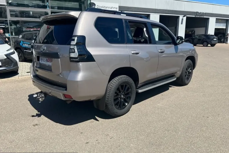 Toyota Land Cruiser din 2023 cu 37.000 km - oferta TOY228196 - foto 4