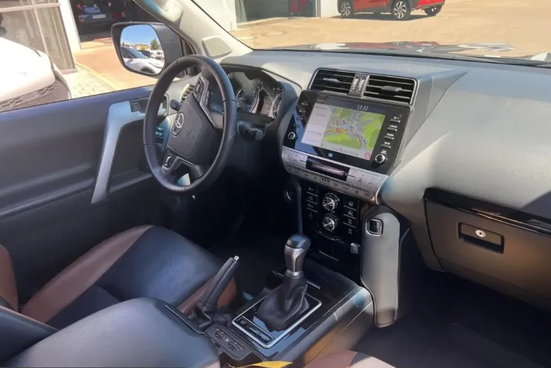 Toyota Land Cruiser din 2023 cu 37.000 km - oferta TOY228196 - foto 23