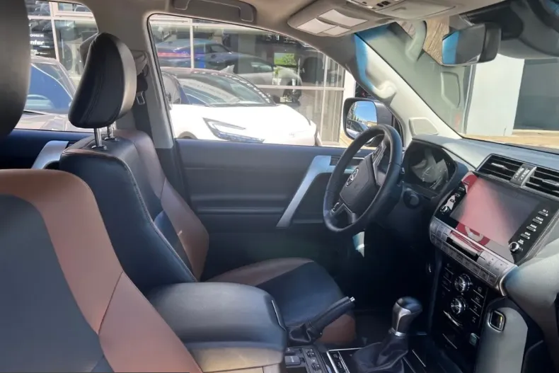 Toyota Land Cruiser din 2023 cu 37.000 km - oferta TOY228196 - foto 24