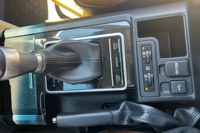 Toyota Land Cruiser din 2023 cu 37.000 km - oferta TOY228196 - foto 30