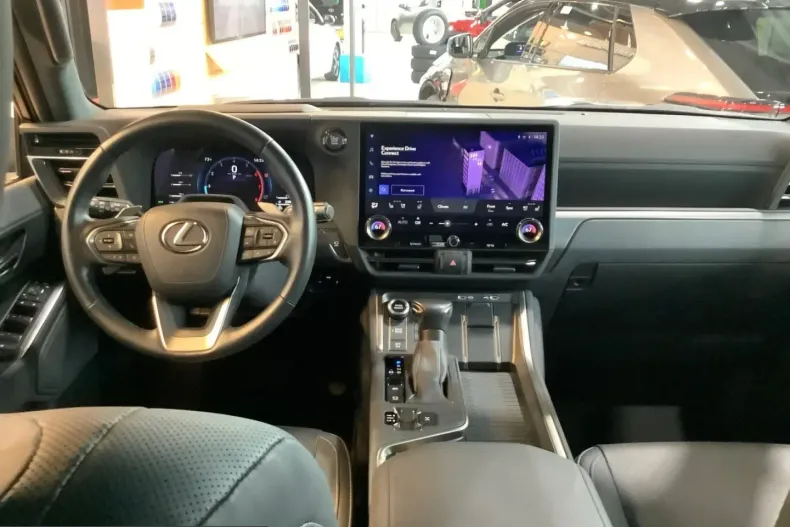Toyota Land Cruiser din 2025 cu 30.699 km - oferta TOY228201 - foto 8