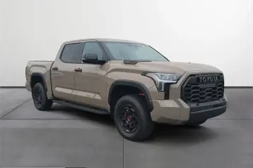 Toyota Tundra din 2025 - oferta TOY228203