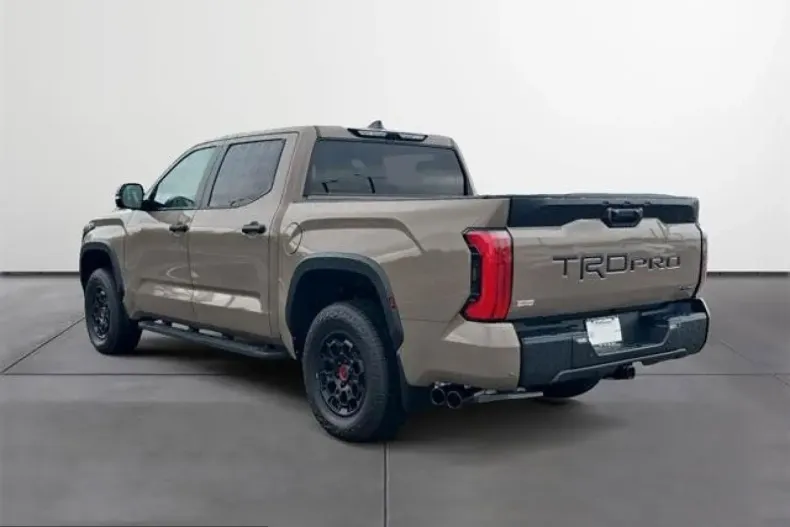Toyota Tundra din 2025 cu 12.111 km - oferta TOY228203 - foto 5