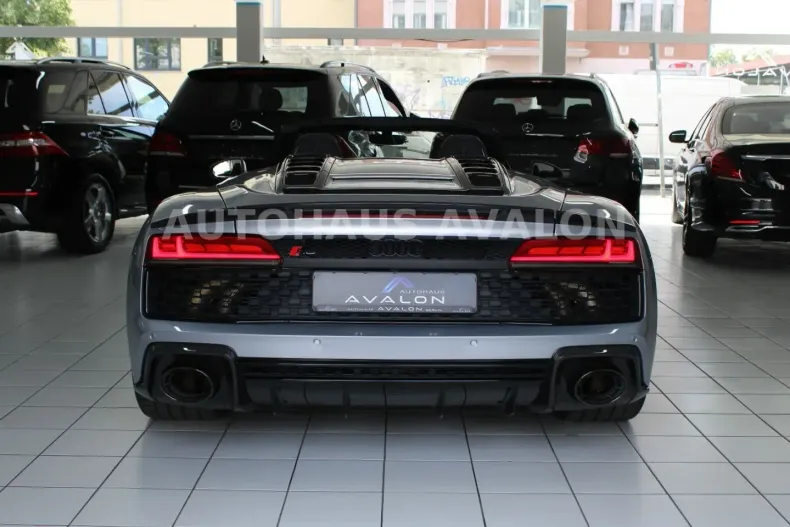 Audi R8 din 2024 cu 8.500 km - oferta AUD228214 - foto 7