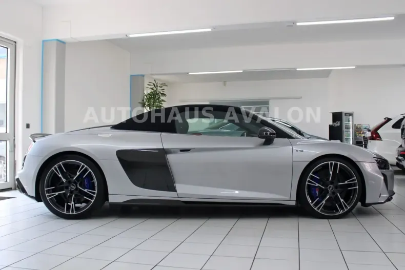 Audi R8 din 2024 cu 8.500 km - oferta AUD228214 - foto 11
