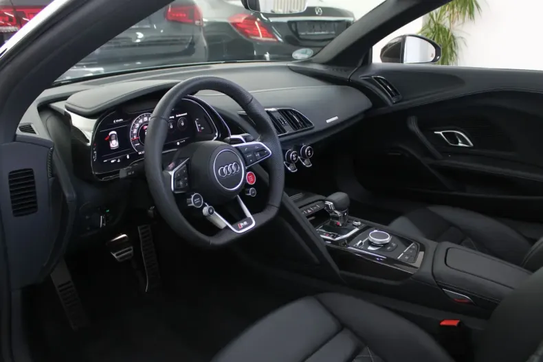 Audi R8 din 2024 cu 8.500 km - oferta AUD228214 - foto 18
