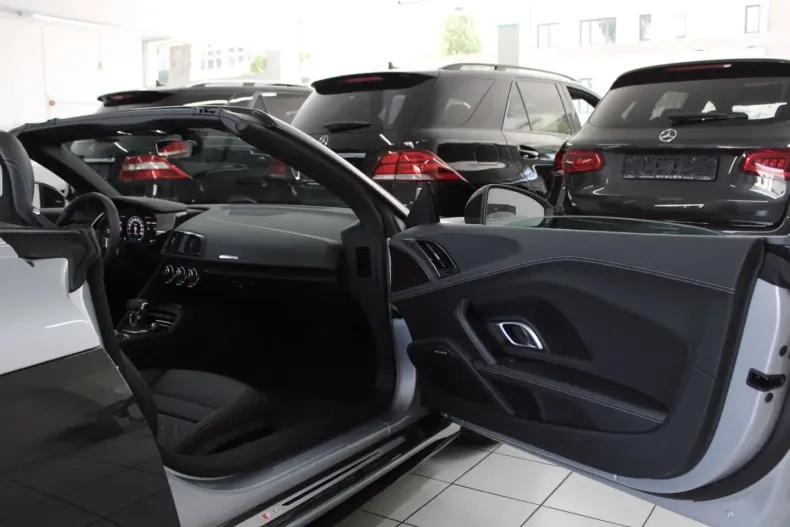 Audi R8 din 2024 cu 8.500 km - oferta AUD228214 - foto 20