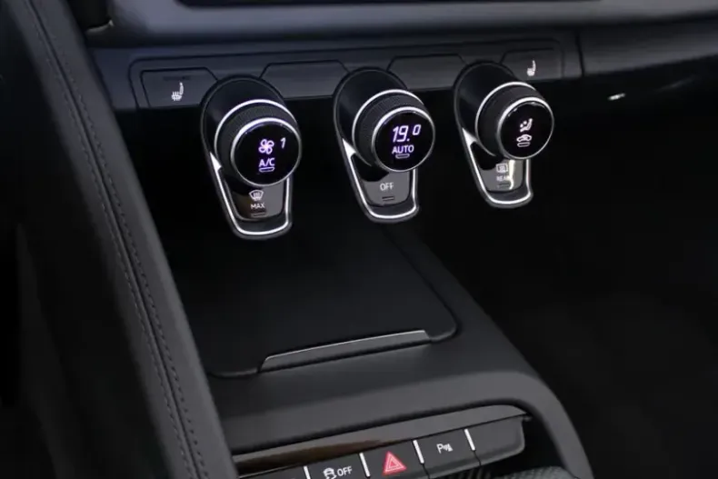 Audi R8 din 2024 cu 8.500 km - oferta AUD228214 - foto 32