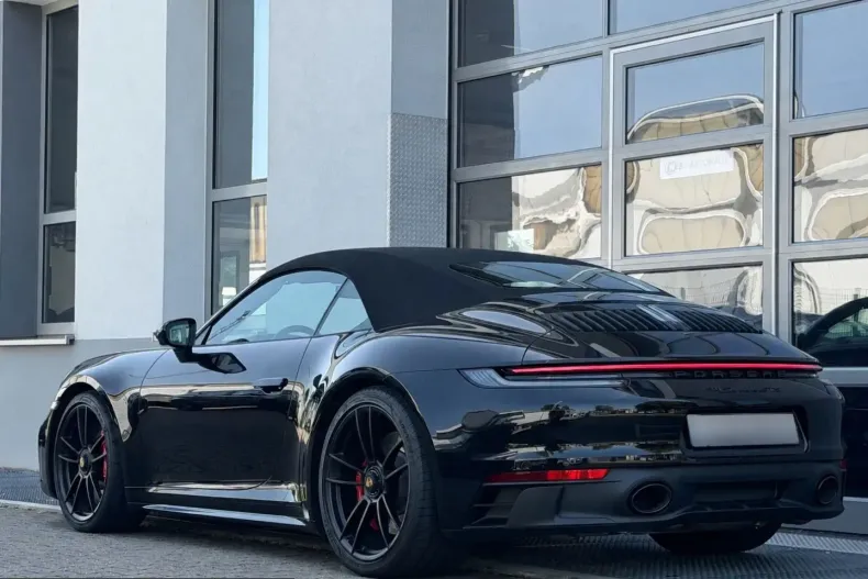 Porsche 992 din 2023 cu 9.026 km - oferta POR228215 - foto 6