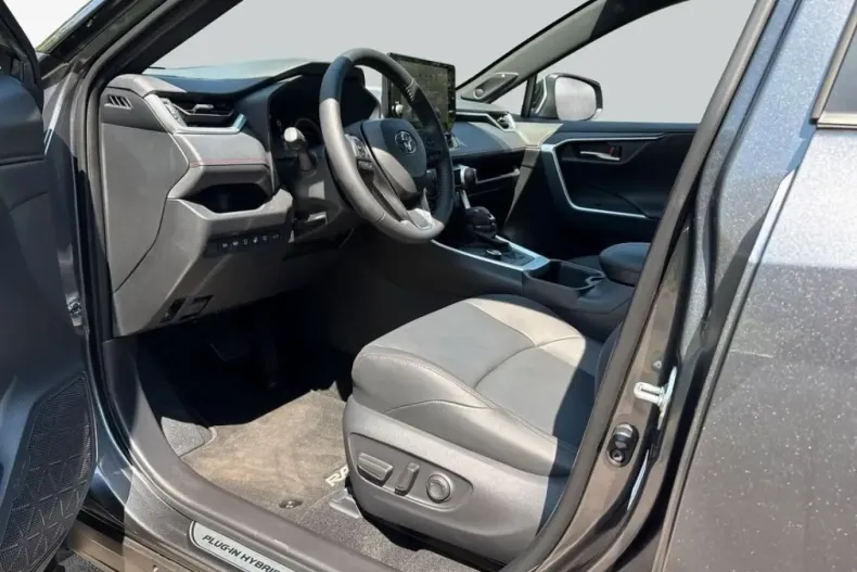 Toyota RAV4 din 2025 cu 4.100 km - oferta TOY228218 - foto 9