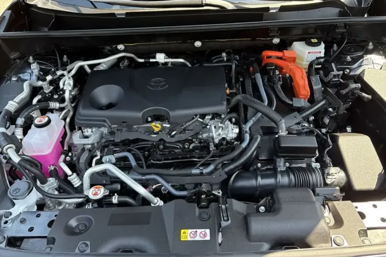Toyota RAV4 din 2025 cu 4.100 km - oferta TOY228218 - foto 20