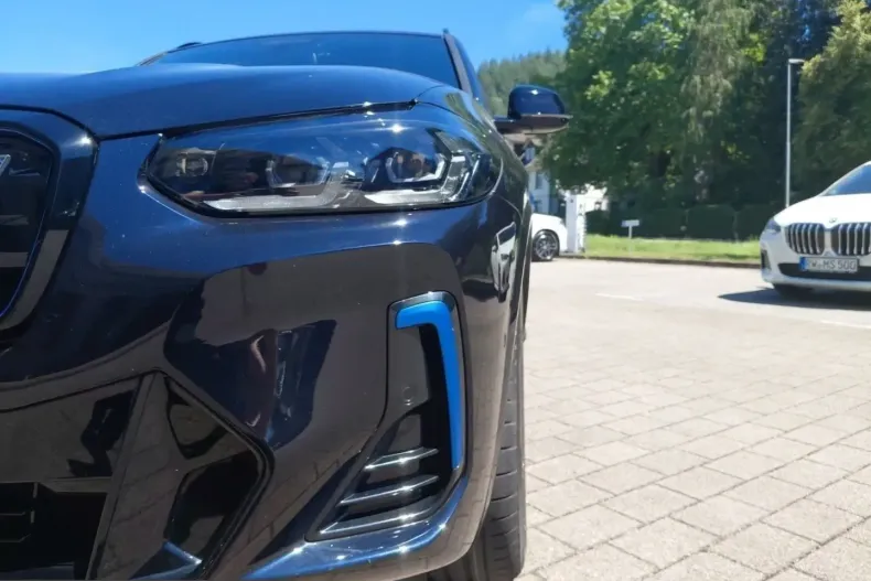 BMW iX3 (Seria X) din 2023 cu 38.943 km - oferta BMW228220 - foto 14
