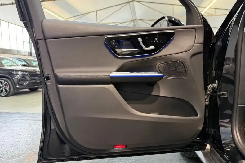 Mercedes-Benz GLC 200 (Clasa GLC) din 2023 cu 29.752 km - oferta MER228223 - foto 15