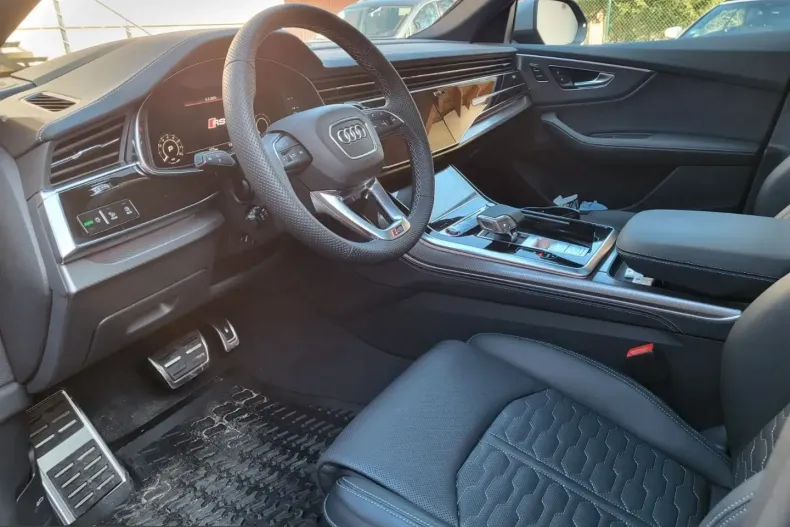 Audi RSQ8 din 2024 cu 8.500 km - oferta AUD228226 - foto 8