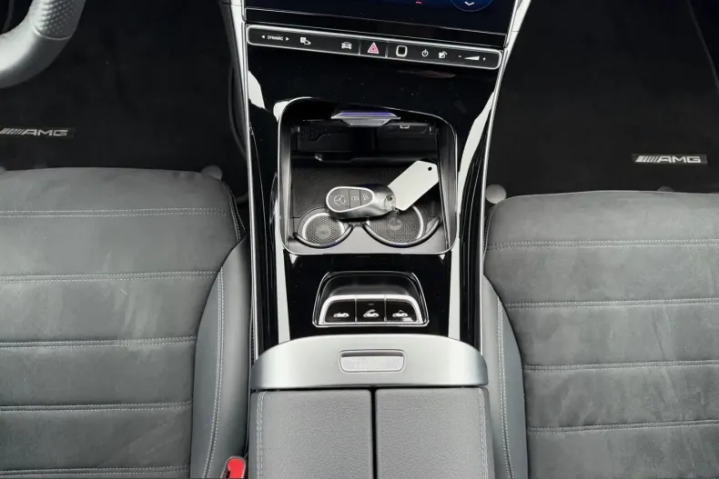 Mercedes-Benz CLE 200 (Clasa CLE) din 2024 cu 8.677 km - oferta MER228228 - foto 18