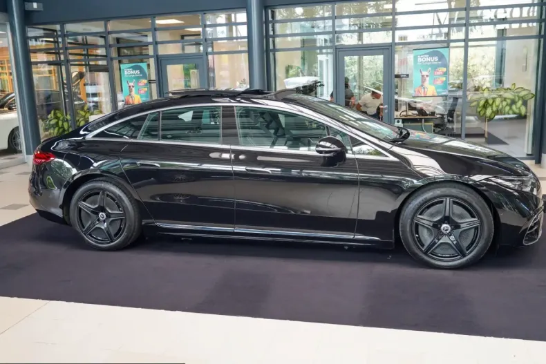 Mercedes-Benz EQS (Clasa S) din 2024 cu 9.762 km - oferta MER228231 - foto 3