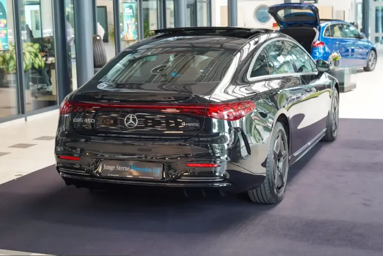 Mercedes-Benz EQS (Clasa S) din 2024 cu 9.762 km - oferta MER228231 - foto 4