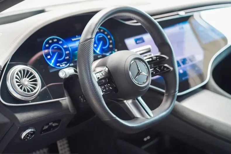 Mercedes-Benz EQS (Clasa S) din 2024 cu 9.762 km - oferta MER228231 - foto 18