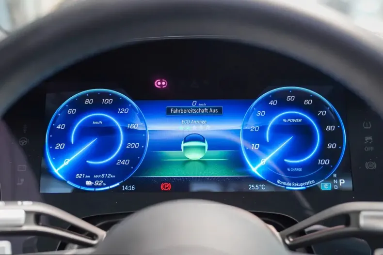 Mercedes-Benz EQS (Clasa S) din 2024 cu 9.762 km - oferta MER228231 - foto 19